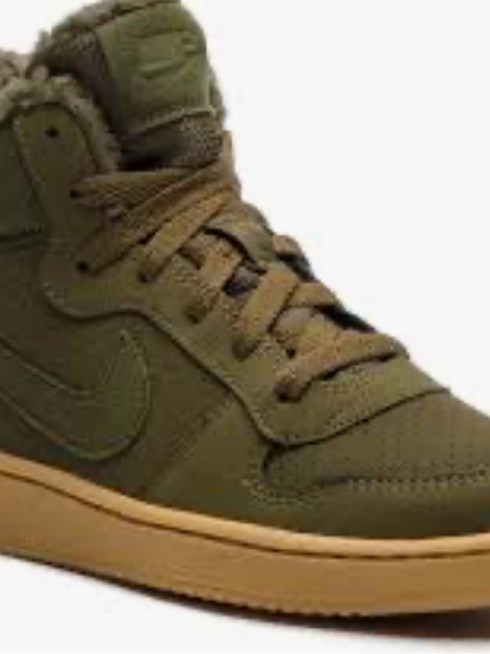 Nike Court Borough Mid size youth SZ 5
